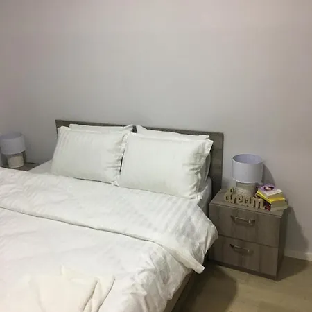 Luxury Center بودغوريتْسا